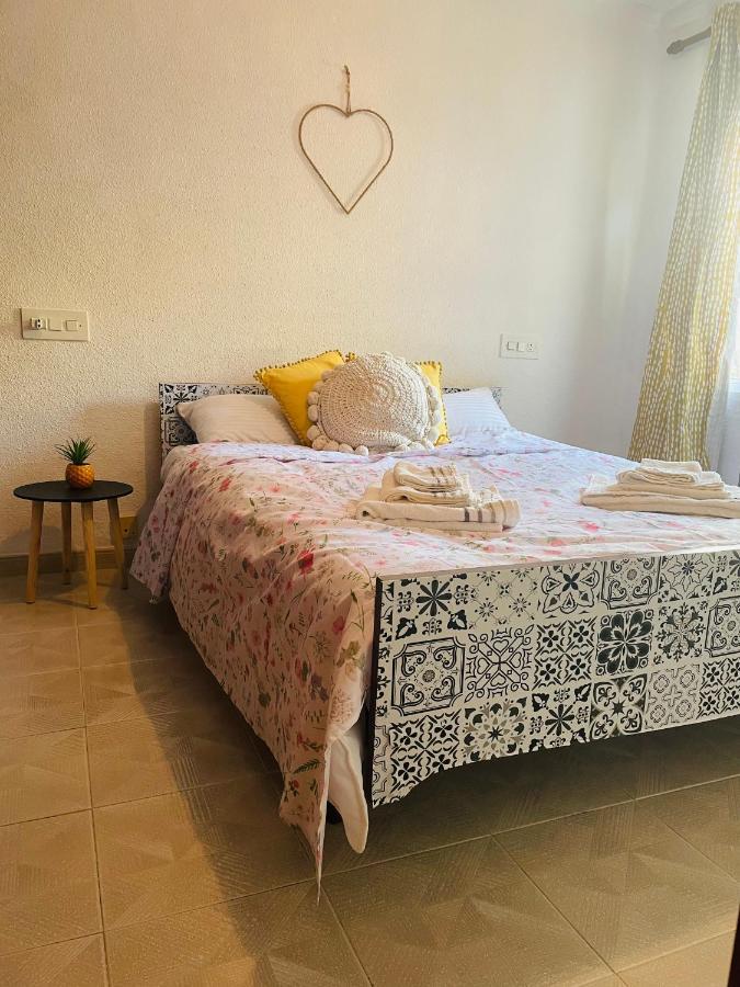 Sagunto Cozy 2-Bedroom Serviced Apartment With Netflix מראה חיצוני תמונה