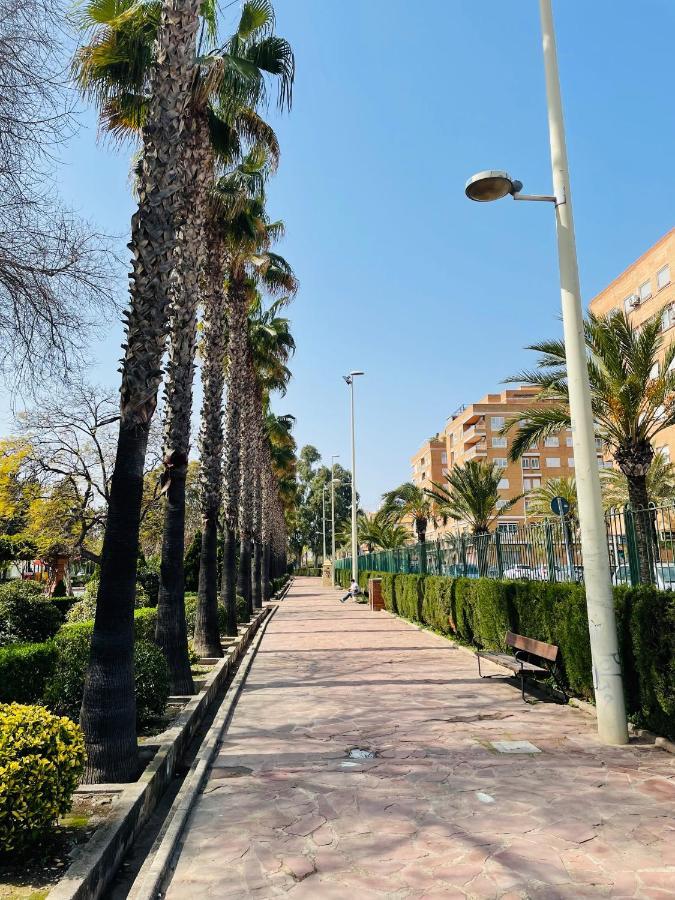Sagunto Cozy 2-Bedroom Serviced Apartment With Netflix מראה חיצוני תמונה